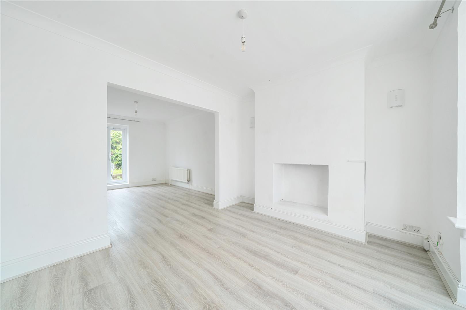 St. Elmo Avenue, St. Thomas, Swansea, SA1 8DR